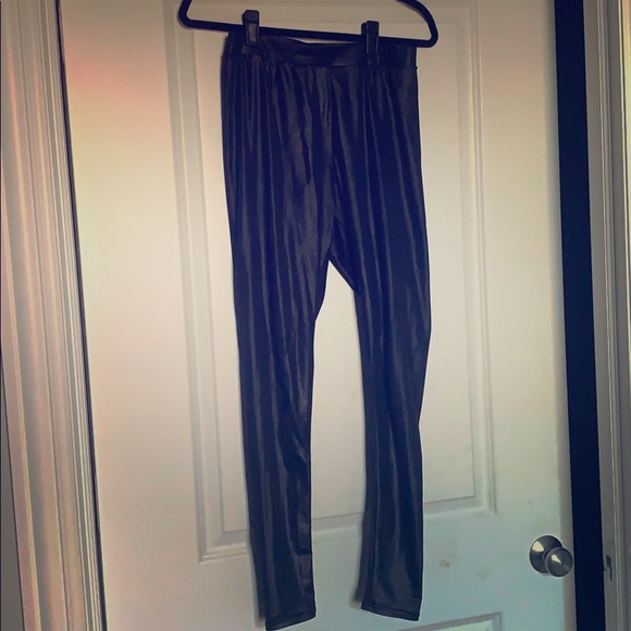 NWOT Nine West Leather Look Leggings - Picture 2 of 3